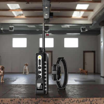 Buy High Quality Eco-friendly Nylon Fashion Custom Wholesale IP67 Waterproof Remote Electric Dog Training Collar with 1000m Range online manufacture